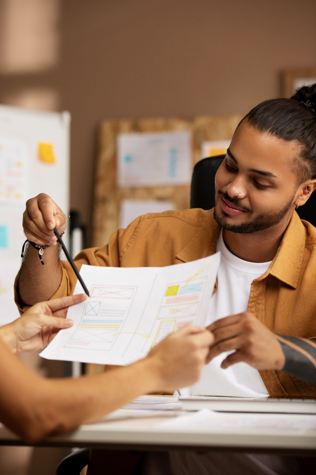 Oferecer benefícios estratégicos, como plano de saúde, aumenta o comprometimento e o engajamento dos colaboradores, fortalecendo o vínculo e impulsionando os resultados da empresa | CEDplan Saúde
